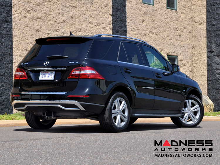 Mercedes Benz ML 350 BlueTec Trailer Hitch by Curt Class III Hitch